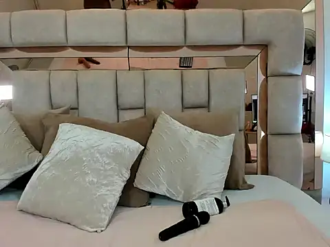 sofia samuels online show from 05/26/26, 10:19
