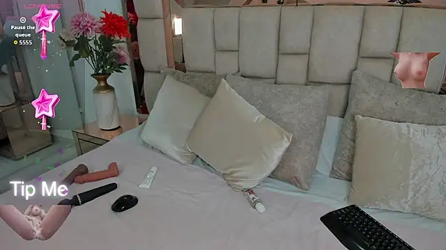 sofia samuels online show from 03/10/26, 10:25