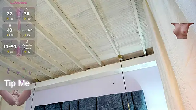 sofia samuels online show from 04/19/26, 02:23