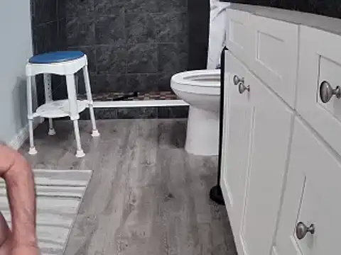 lou63ponce online show from 02/18/25, 05:42