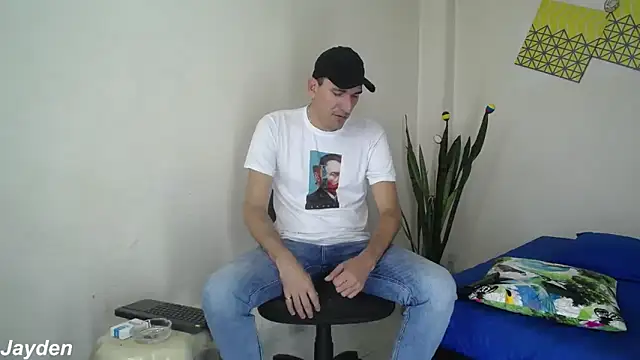 Snapshot of jayydenandjacob chatting on 09/29/25, 07:19 jayydenandjacob online show from 09/29/25, 07:19