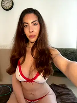 Eyline online show from 02/14/26, 12:38