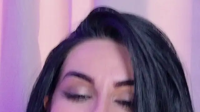 Pamela Rosal online show from 09/26/25, 12:56