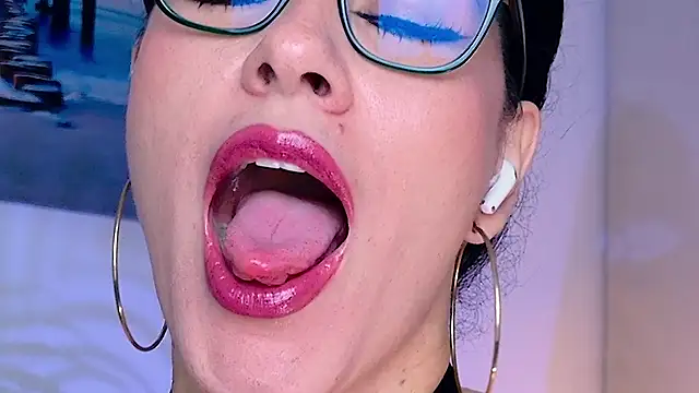 Pamela Rosal online show from 05/01/26, 12:43
