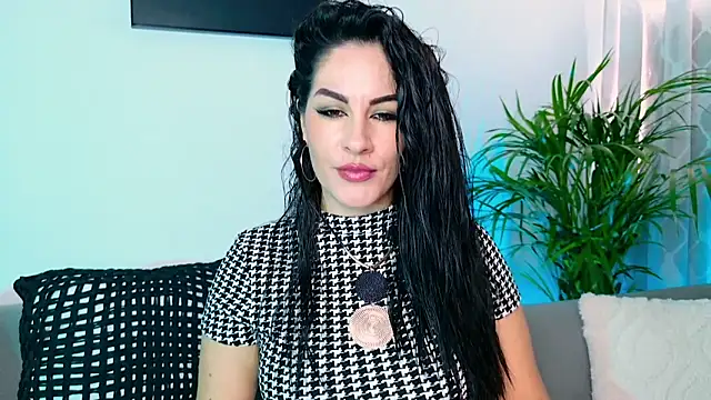 Pamela Rosal online show from 05/11/26, 12:50