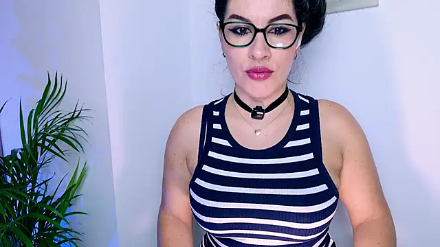 Pamela Rosal online show from 04/24/26, 12:56