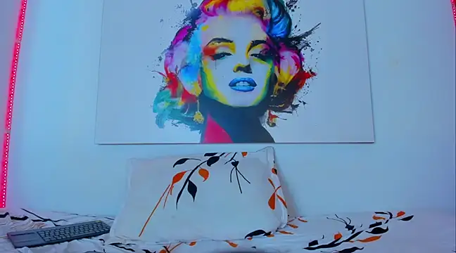 Snapshot of sweetts_skailer chatting on 02/01/25, 07:34 sweetts skailer online show from 02/01/25, 07:34