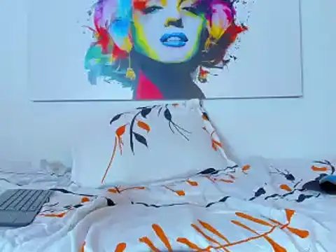 Snapshot of sweetts_skailer chatting on 02/05/25, 04:58 sweetts skailer online show from 02/05/25, 04:58