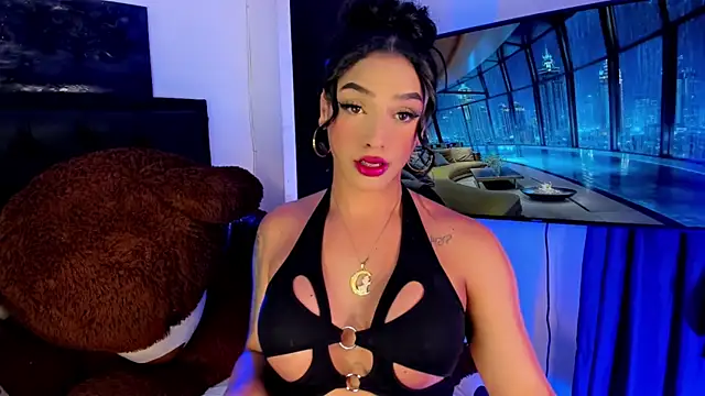 Maryonthemoon online show from 10/15/25, 05:39