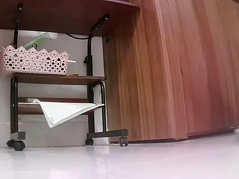 -SingleMom- online show from 10/04/25, 05:14