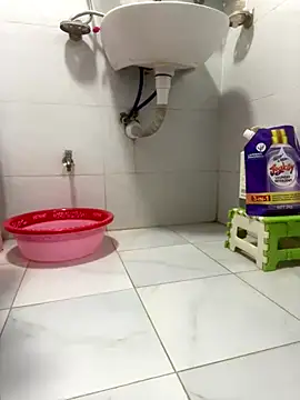 -SingleMom- online show from 09/18/25, 04:26