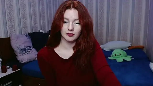 Snapshot of JulthHell chatting on 12/25/24, 11:10 JulthHell online show from 12/25/24, 11:10