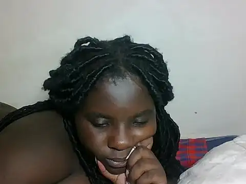 hotebbbyy online show from 11/05/25, 12:14