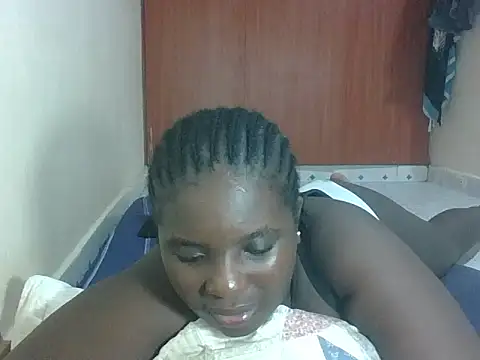 Snapshot of hotebbbyy chatting on 05/02/26, 06:35 hotebbbyy online show from 05/02/26, 06:35