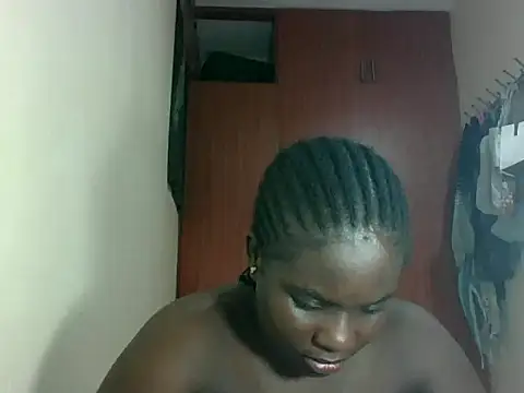 Snapshot of hotebbbyy chatting on 05/04/26, 06:55 hotebbbyy online show from 05/04/26, 06:55