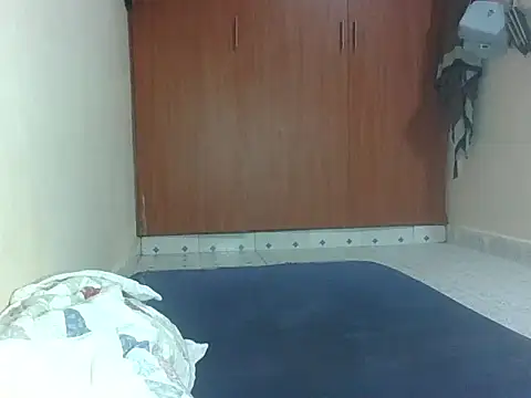 Snapshot of hotebbbyy chatting on 04/17/26, 05:38 hotebbbyy online show from 04/17/26, 05:38