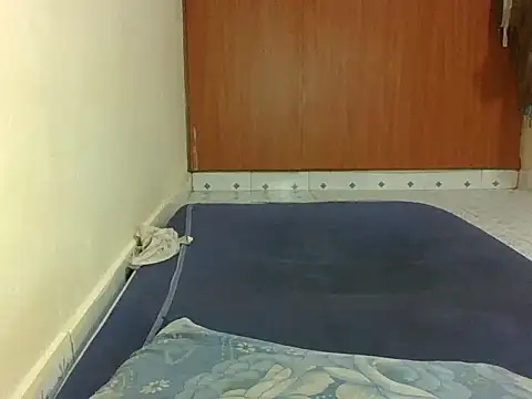 hotebbbyy online show from 04/04/26, 10:55