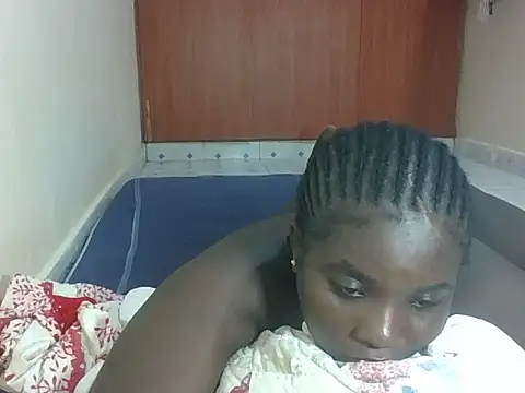 Snapshot of hotebbbyy chatting on 04/20/26, 05:03 hotebbbyy online show from 04/20/26, 05:03