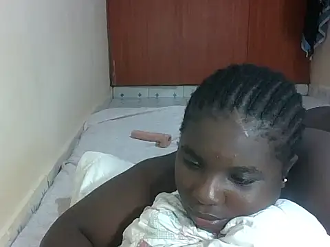 Snapshot of hotebbbyy chatting on 05/03/26, 06:44 hotebbbyy online show from 05/03/26, 06:44