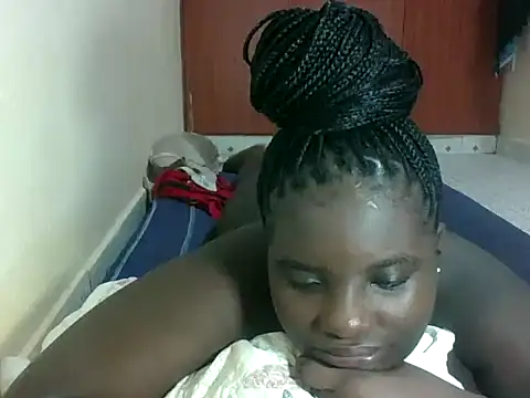 Snapshot of hotebbbyy chatting on 05/11/26, 04:04 hotebbbyy online show from 05/11/26, 04:04