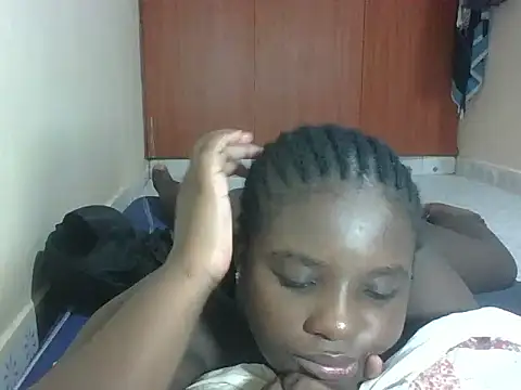 Snapshot of hotebbbyy chatting on 05/02/26, 03:34 hotebbbyy online show from 05/02/26, 03:34