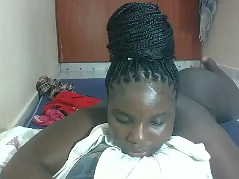 Snapshot of hotebbbyy chatting on 05/09/26, 03:43 hotebbbyy online show from 05/09/26, 03:43