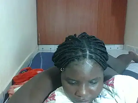 Snapshot of hotebbbyy chatting on 05/18/26, 03:17 hotebbbyy online show from 05/18/26, 03:17