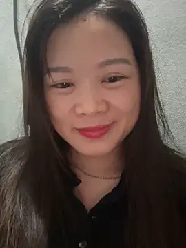 Snapshot of Hellen_111 chatting on 10/07/25, 08:48 Hellen 111 online show from 10/07/25, 08:48