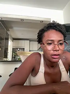 KyaraMiller online show from 04/14/26, 09:42