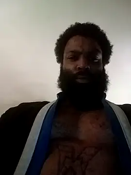 Snapshot of T92bbc chatting on 04/03/26, 01:17 T92bbc online show from 04/03/26, 01:17