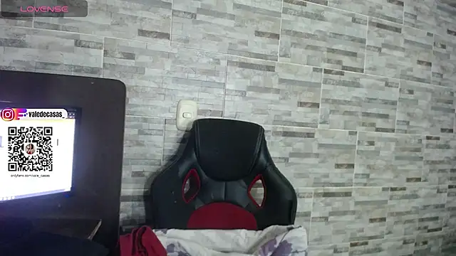 scarlett-johansson19 online show from 02/13/25, 03:07