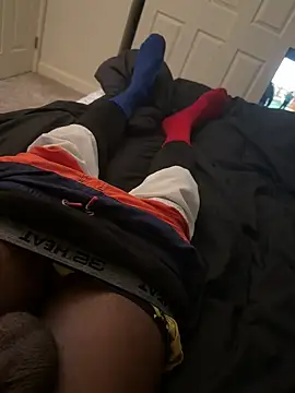 Snapshot of Big-dick_1 chatting on 03/20/25, 05:13 Big-dick 1 online show from 03/20/25, 05:13