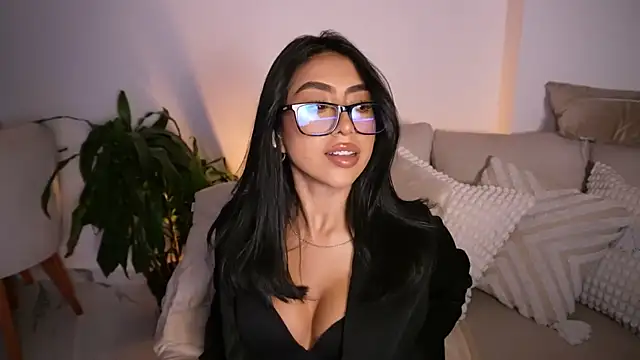 Sara albrecht online show from 11/27/25, 02:34