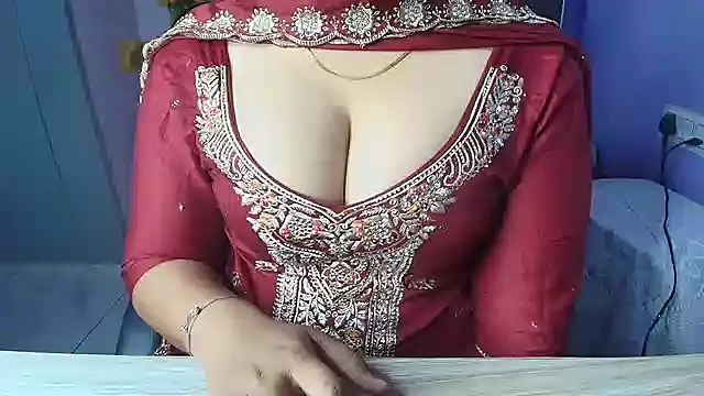 KhwahisHH online show from 11/15/25, 10:08