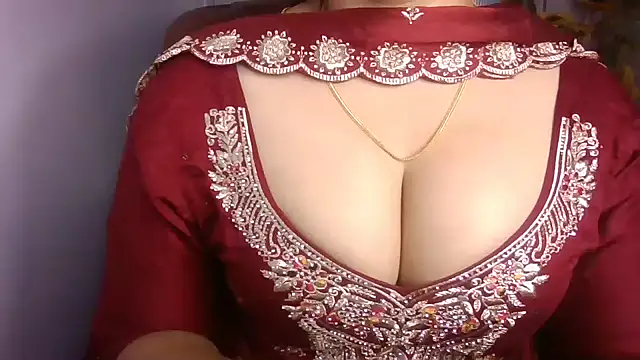 KhwahisHH online show from 11/17/25, 03:21