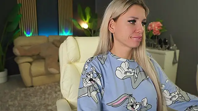 SweetBlondy35 online show from 02/17/26, 06:16