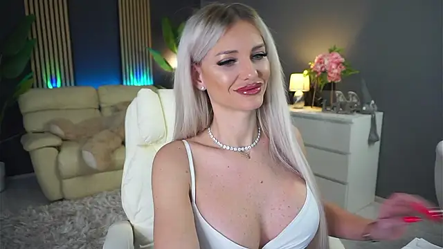 SweetBlondy35 online show from 02/19/26, 06:49