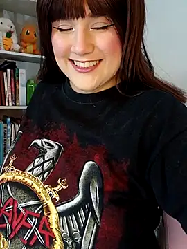ItsNaiixa online show from 05/10/26, 01:53