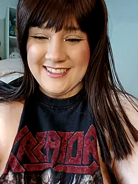ItsNaiixa online show from 04/24/26, 10:12