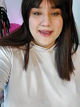 ItsNaiixa online show from 11/01/25, 08:46