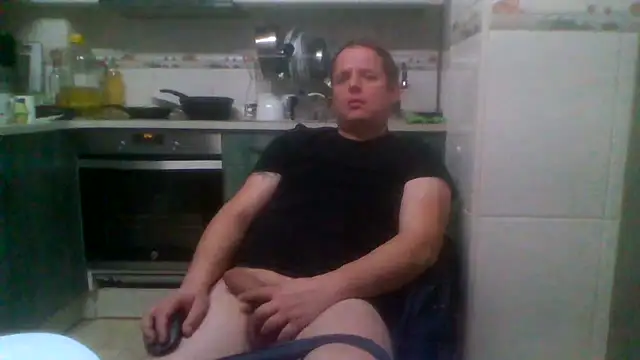 lobito1997 online show from 02/04/26, 02:50