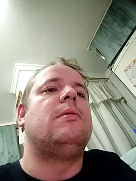 lobito1997 online show from 11/06/25, 02:04