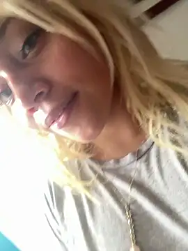 Snapshot of Sweet_MaryJane2 chatting on 04/24/26, 08:44 Sweet MaryJane2 online show from 04/24/26, 08:44