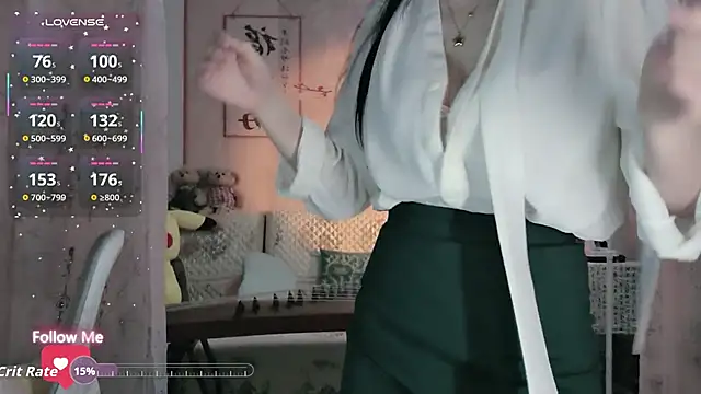 Lisa-s online show from 11/09/25, 02:04