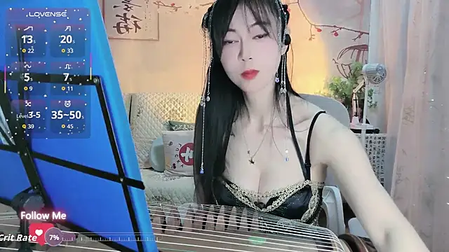 Lisa-s online show from 11/06/25, 01:42