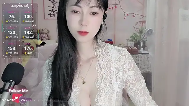 Lisa-s online show from 11/25/25, 04:35