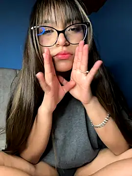 Lily candy X online show from 10/16/25, 05:27