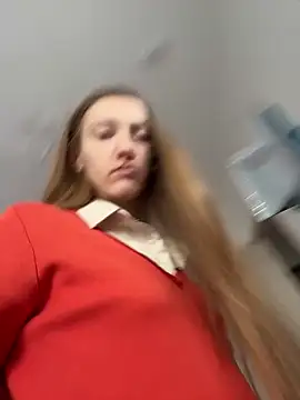 KateRedgar online show from 04/08/26, 01:56