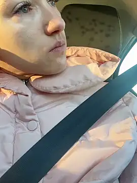 Snapshot of KateRedgar chatting on 11/14/25, 07:45 KateRedgar online show from 11/14/25, 07:45