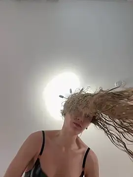 KateRedgar online show from 02/16/26, 01:10